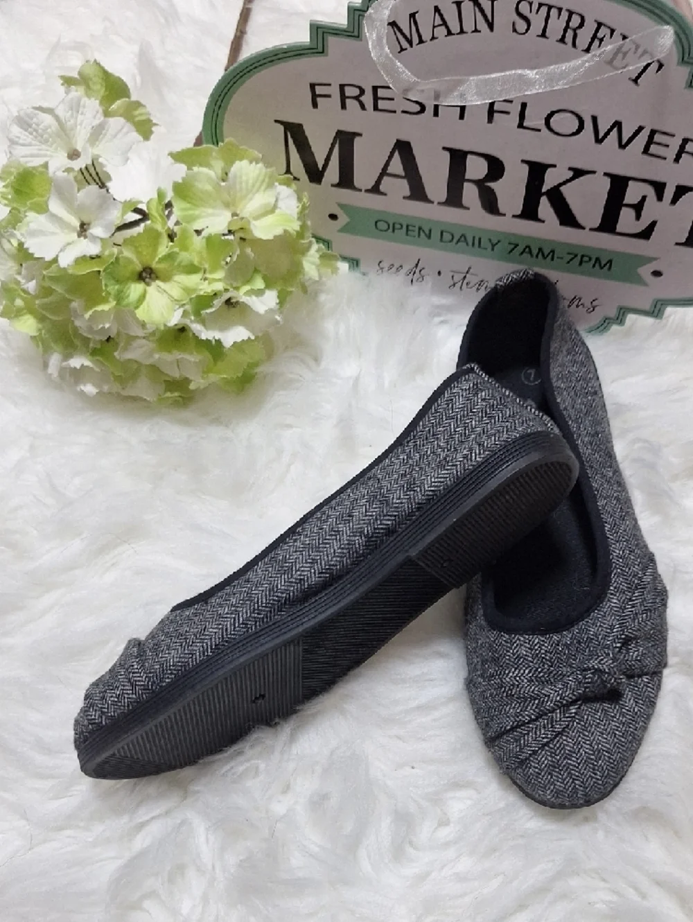 Gray Knotted Herringbone Ballet Flats - Unbranded